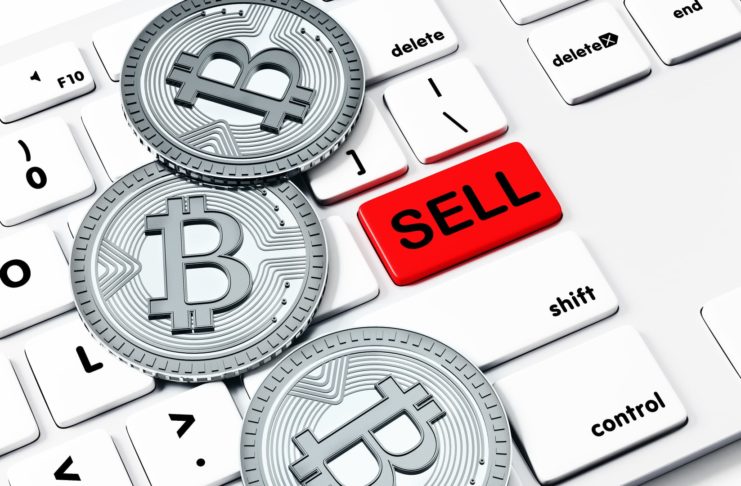 Dlhodobí držitelia predávajú Bitcoin