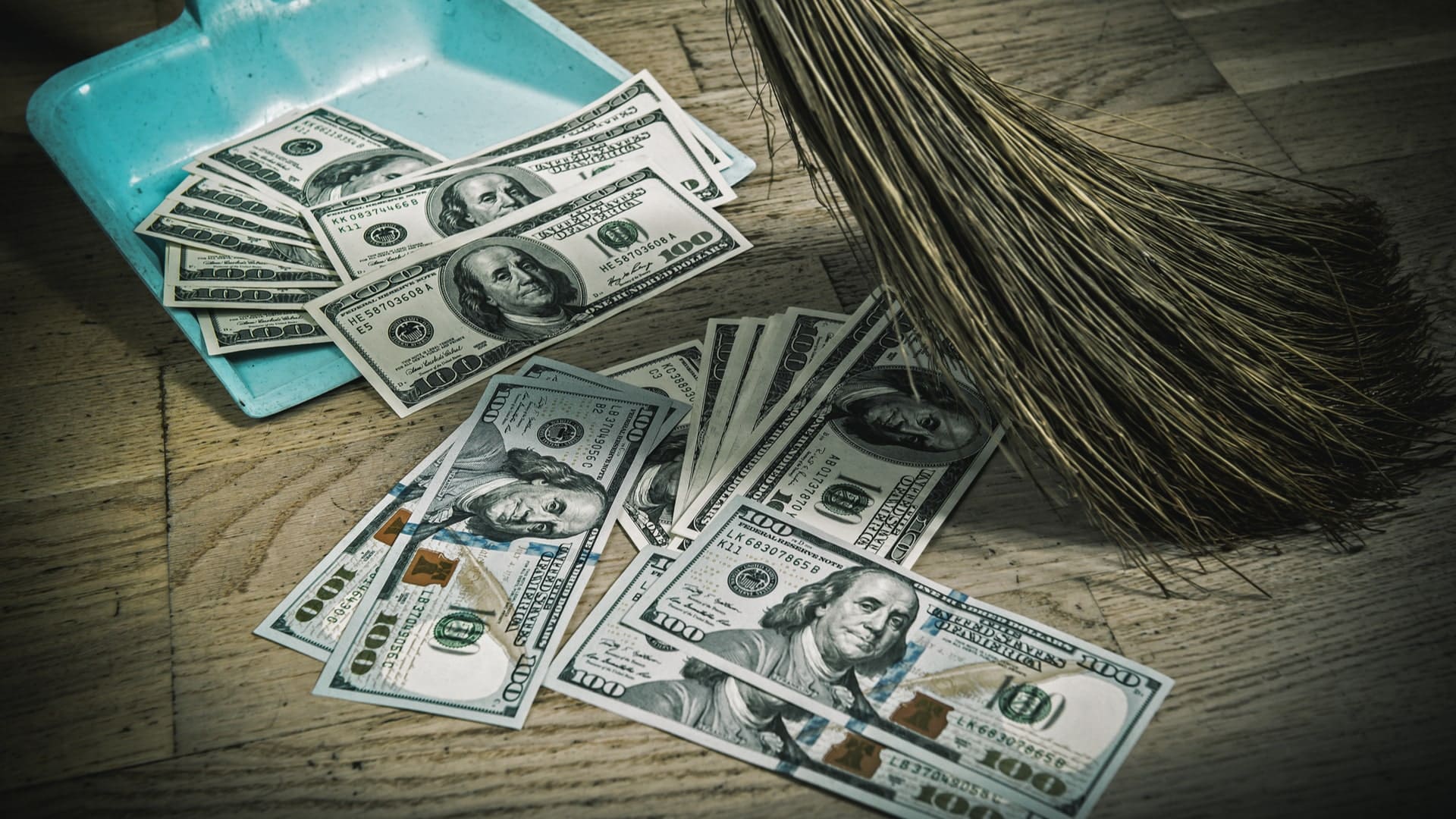 ako-zlyh-vaj-tradi-n-banky-bitcoin-je-alternat-va-kryptomagaz-n