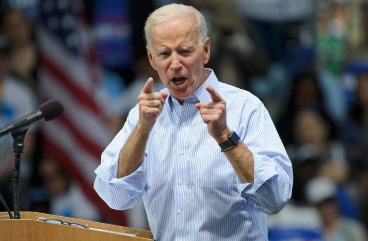 Biden skritizoval Muska