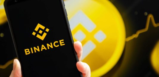 Binance a regulačné orgány.