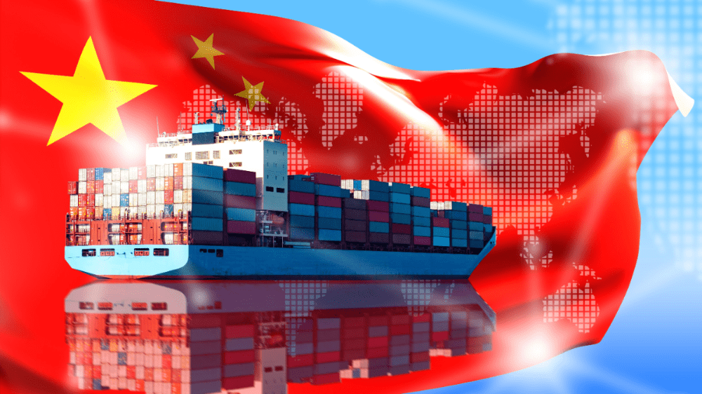Čína zaplavuje svet lacným tovarom